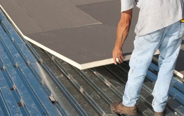benefits of insulating Padog flat roofing